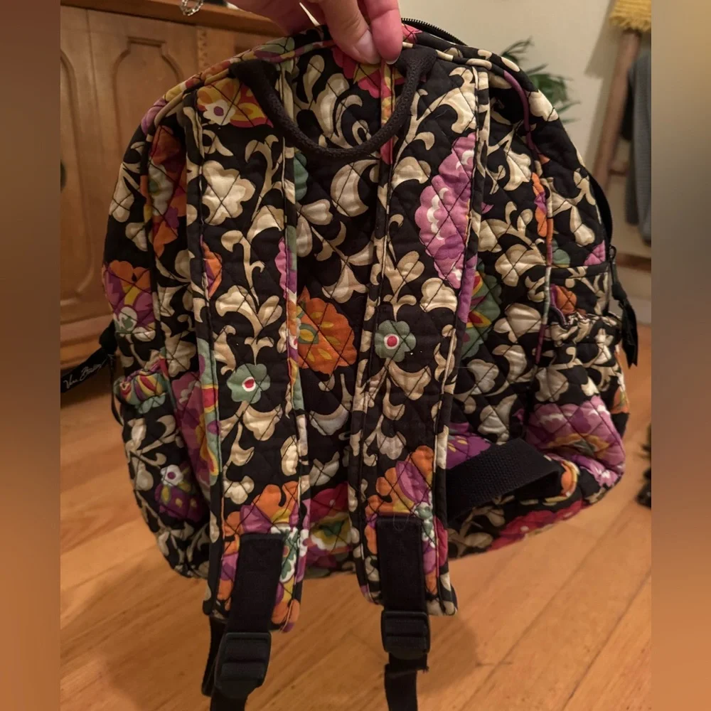 Backpack - Picture 2 of 4